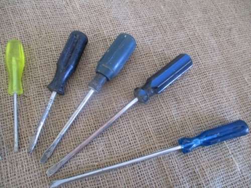 A Great Mixed Collection Of 10x Flat & 5x Philips Screwdrivers