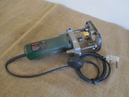 Nice Bosch POF 500 A Router    500 W      27000/min                 Made in Switzerland