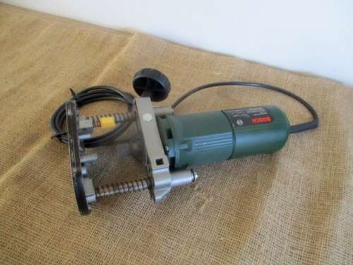 Nice Bosch POF 500 A Router    500 W      27000/min                 Made in Switzerland
