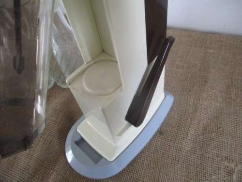 Vintage Sodastream Soda Maker With CO2 Gas Bottle Plus 4x Glass & 2x Plastic Soda Stream Bottles