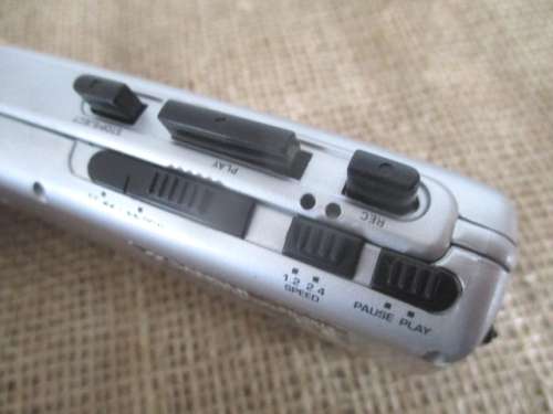 Have It On Record.....Sansui SD-001Z Micro Cassette Recorder In Original Carton Box & 2x Cassettes