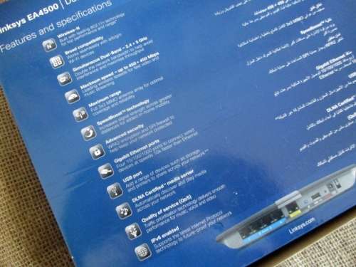 Linksys EA4500  Dual-Band N900 Router In Original Carton Box