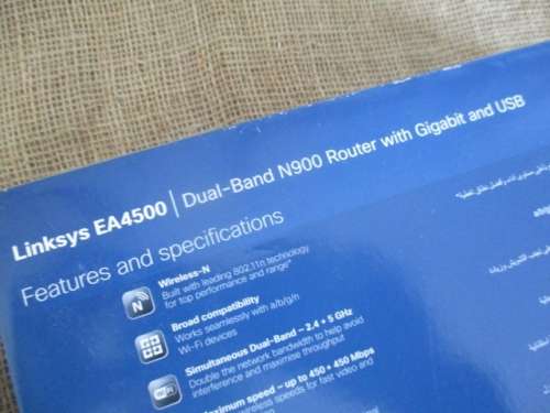 Linksys EA4500  Dual-Band N900 Router In Original Carton Box