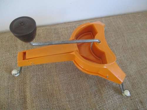 Vintage Mouli Julienne Slicer Grater Shredder  Complete Set Discs   France  Plastic