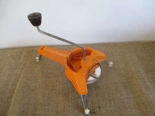 Vintage Mouli Julienne Slicer Grater Shredder  Complete Set Discs   France  Plastic