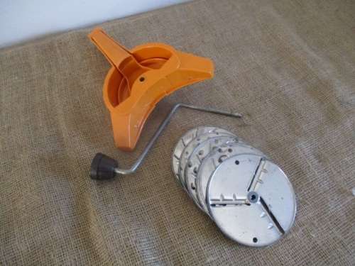 Vintage Mouli Julienne Slicer Grater Shredder  Complete Set Discs   France  Plastic