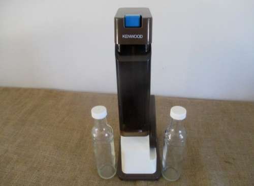 Vintage Kenwood Soda Maker With Empty CO2 Gas Bottle Plus 2x Kenwood Glass Bottles
