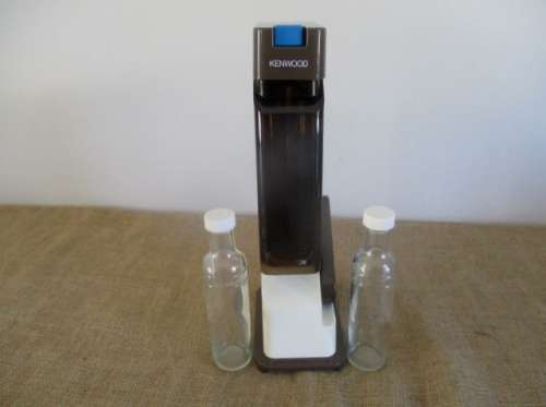 Vintage Kenwood Soda Maker With Empty CO2 Gas Bottle Plus 2x Kenwood Glass Bottles