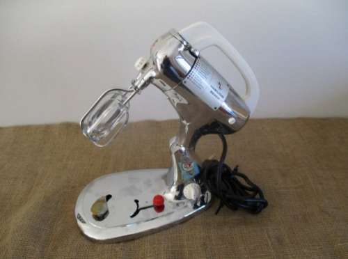 A Stunning Vintage Hamilton Beach 10-Speed Model K Chrome Food Processor       USA