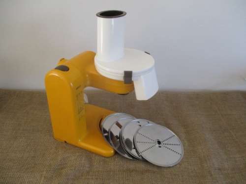 Vintage Bosch Type UM4 Food Processor With Attachments              Made in Germany