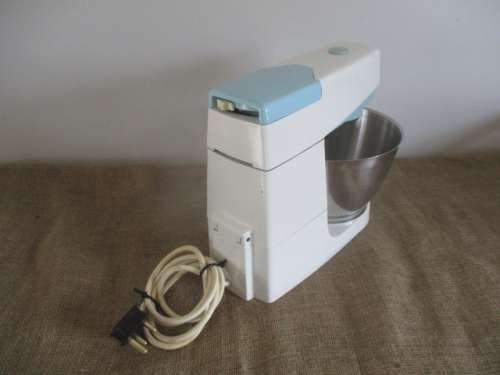 A Vintage A 701 A Kenwood Chef With Original Metal Bowl And Mixing Accessories
