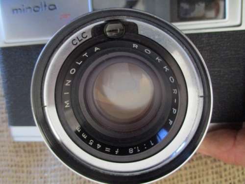 Vintage Minolta Hi-Matic 7s Camera With Minolta Rokkor - PF 1: 1.8 f = 45mm Lens In Pouch