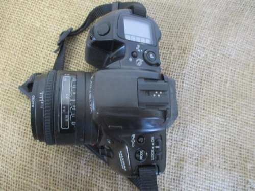 Vintage Minolta Maxxum 400si Camera With Sigma Lens & Minolta AF 35-70 Lens In Original Bag   1994