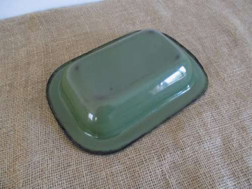 A Very Nice Enamel Pie Dish In Rare Green Colour