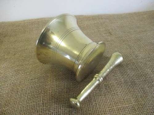 A Nice Solid Brass Vintage Mortar And Pestle