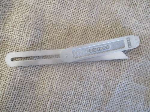 Beautiful Vintage Stanley No 18 Sliding Bevel T-Square       Made In USA