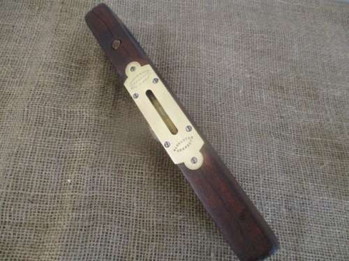 An Antique Wood And Brass J Rabone & Sons 12 Inch Spirit Level     Made In England, Birmingham