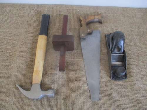 A Nice Collection Of Vintage Carpenter's Tools : Stanley 110 Block Plane-  Saw-  Claw Hammer- Scribe