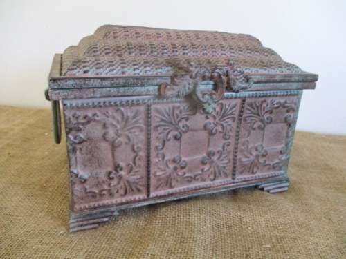 So Classy And Tasteful.....Lovely Vintage Ornate Metal Jewelry Box