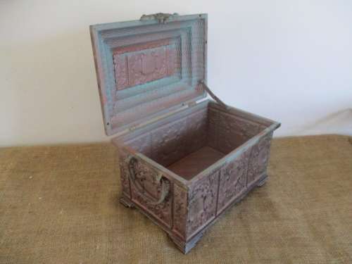 So Classy And Tasteful.....Lovely Vintage Ornate Metal Jewelry Box