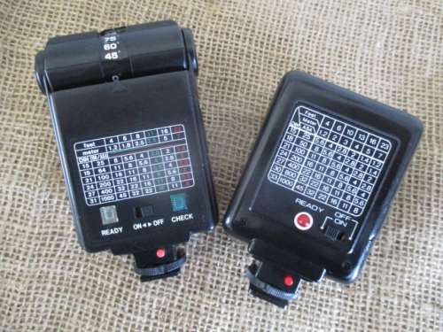 Collectable Vintage Canon EOS 100 Camera Body With 3x Flashes         Made In Japan         1991