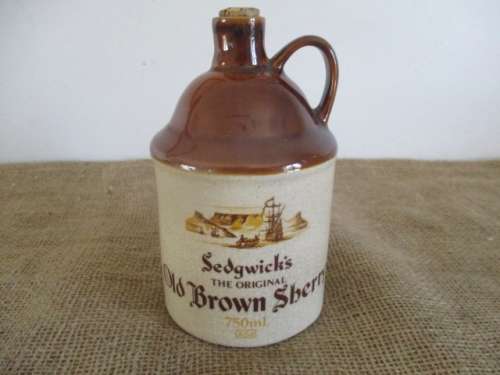 Beautiful Vintage 750ml Sedgwick's The Original Old Brown Cherry Decanter Vitreous China G.C. Ware