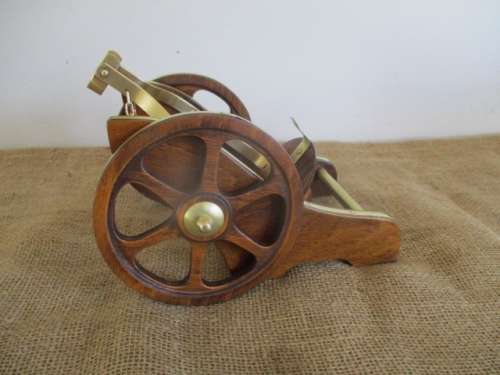Smart Vintage Courvoisier Cognac The Brandy Of Napoleon Wood Cannon Bottle Holder   France