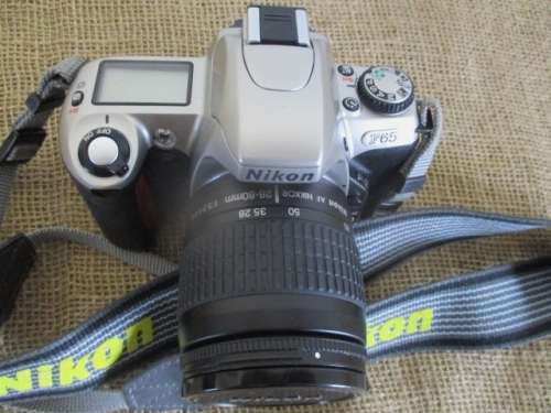 Beautiful Vintage Nikon F65 Camera With Nikon AF Nikkor 28-50mm Lens In Nikon Shoulder Bag   2001