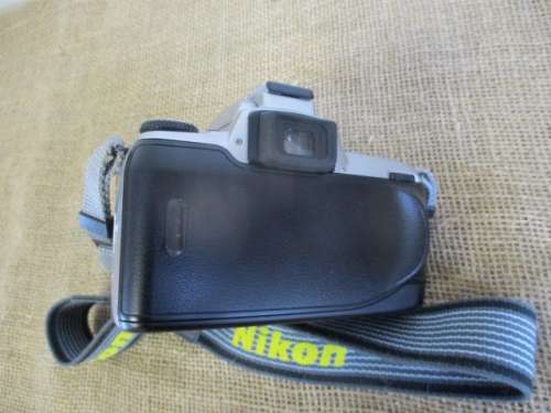Beautiful Vintage Nikon F65 Camera With Nikon AF Nikkor 28-50mm Lens In Nikon Shoulder Bag   2001