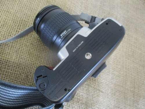 Beautiful Vintage Nikon F65 Camera With Nikon AF Nikkor 28-50mm Lens In Nikon Shoulder Bag   2001