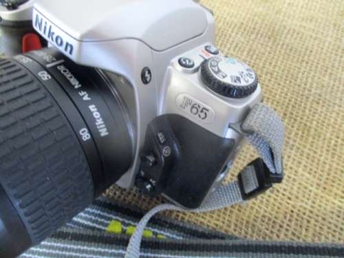 Beautiful Vintage Nikon F65 Camera With Nikon AF Nikkor 28-50mm Lens In Nikon Shoulder Bag   2001