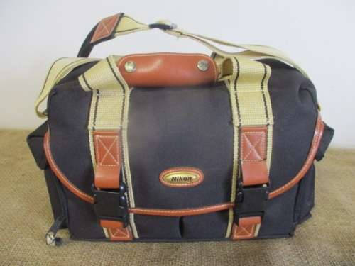 Beautiful Vintage Nikon F65 Camera With Nikon AF Nikkor 28-50mm Lens In Nikon Shoulder Bag   2001