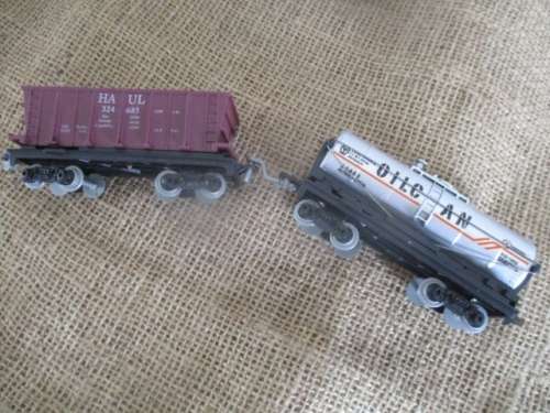 Supplement Your Small Train Collection With This Smart Partial Plastic Train Set With 12x Tracks