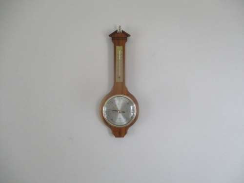 Beautiful Vintage Shortlands Brass & Wood Wall Weather Barometer With Thermometer