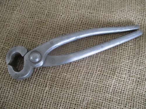 Antique Solid Steel No 19 Blacksmith Tong