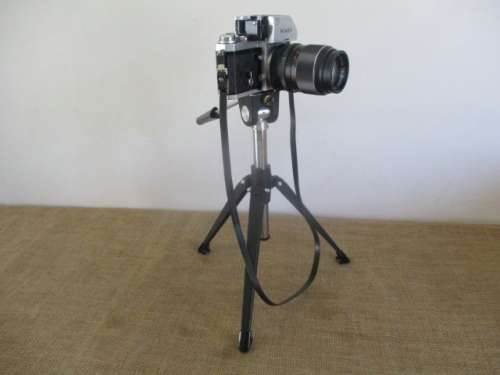 Bid for RetrOman only - Beautiful Vintage Nikon F Chrome SLR Film Camera With Vivitar Telephoto