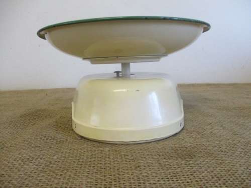 Beautiful Vintage Salter No 54 5lb Kitchen Scale            Made In England                1950's