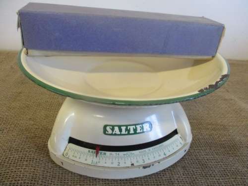 Beautiful Vintage Salter No 54 5lb Kitchen Scale            Made In England                1950's