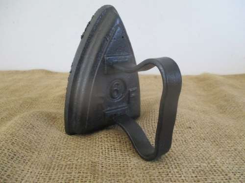 Antique RF 6 Cast Iron Sad Iron