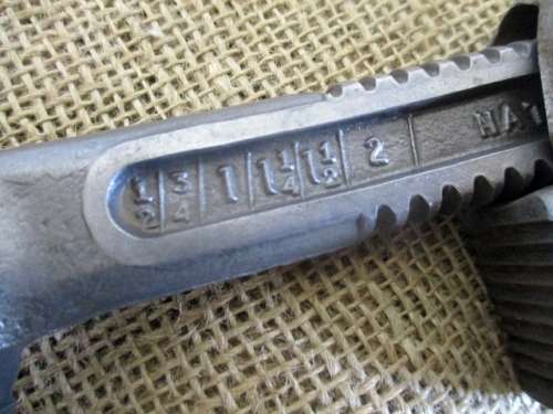 Very Rare Vintage National Tool #14 "Bobbejaan" Spanner  1/4"- 2" Pipe    Mid 1900's    Canada