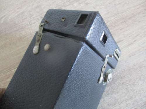 Antique Kodak No 2 Brownie Junior Box Camera By Kodak Limited     Made In Great Britain    1930's