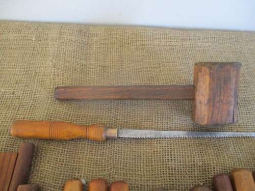 Incredible Large Collection Of Good Quality Vintage Wood Carving Chisels
