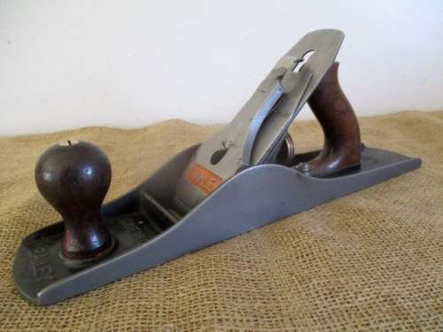 Magnificent Vintage Stanley Bailey No 5 1/2 Wooden Hand Plane     Made In USA