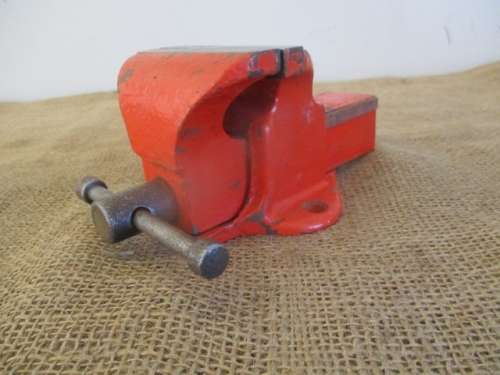 Beautiful Small Vintage Rededa 251A Engineers/Model Makers Bench Vise