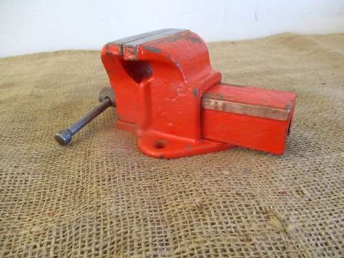 Beautiful Small Vintage Rededa 251A Engineers/Model Makers Bench Vise