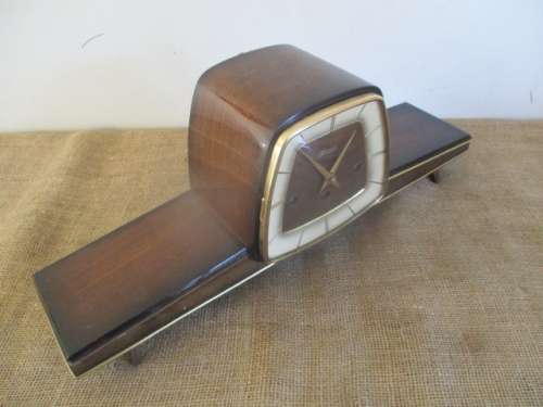 Very Collectable And Beautiful Vintage German Made Hermle Mantel Clock With Key       Approx 1950's