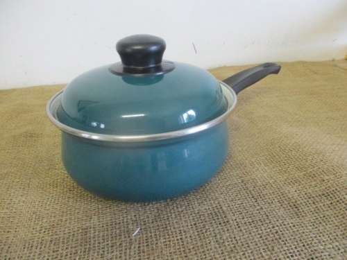 Beautiful Vintage Bellismo Enamel Lidded Sauce Pan By Emo Cookware     Made In Yugoslavia