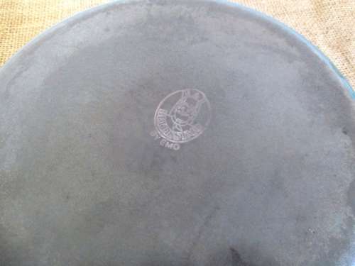 Lovely Vintage Bellismo Enamel Frying Pan By Emo Cookware     Made In Yugoslavia
