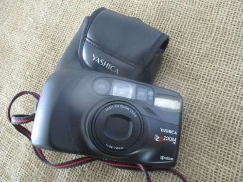 Rare Vintage Yashica EZS Zoom 70 Camera In Original Pouch  By Kyocera Corporation  Japan