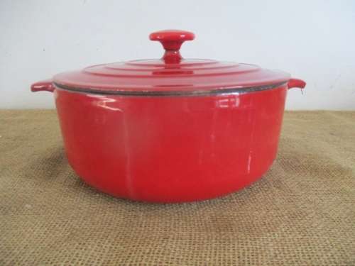 Lifetime Cast Iron Enamel Coated Flat Bottom Pot